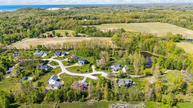 5553 Hidden Pond Lane, Sawyer, MI 49125