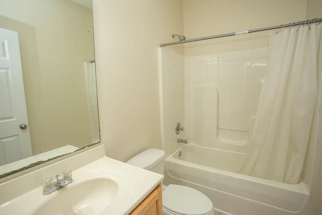 4693 Farm Lake Dr., Myrtle Beach, SC 29579