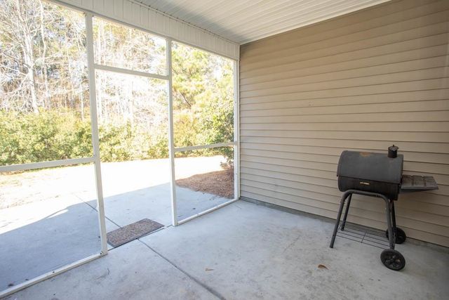 4693 Farm Lake Dr., Myrtle Beach, SC 29579