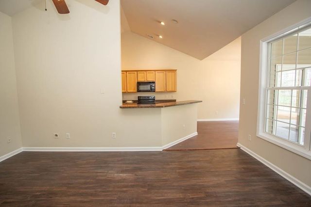 4693 Farm Lake Dr., Myrtle Beach, SC 29579