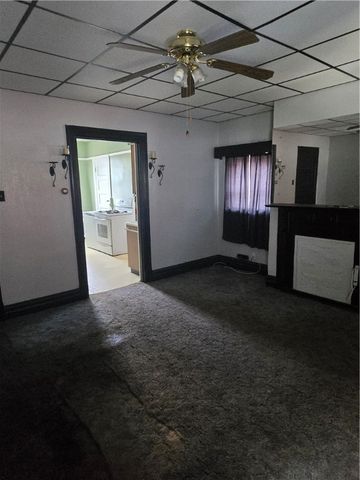 1490 Island Ave, Stowe Twp, PA 15136