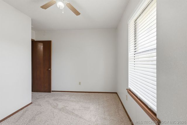17870 Harding Road, Beggs, OK 74421