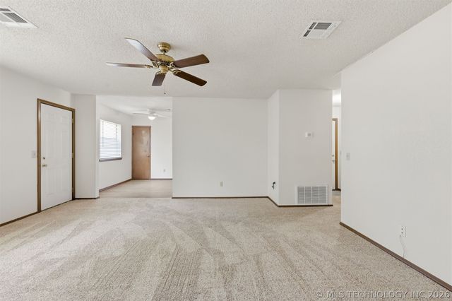 17870 Harding Road, Beggs, OK 74421