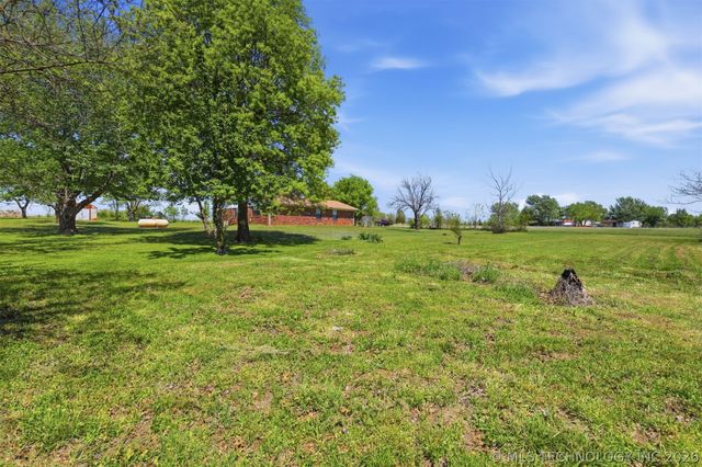 17870 Harding Road, Beggs, OK 74421