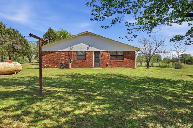 17870 Harding Road, Beggs, OK 74421