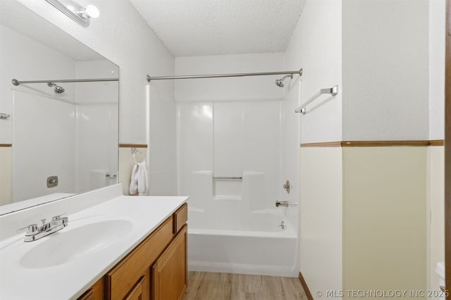 17870 Harding Road, Beggs, OK 74421
