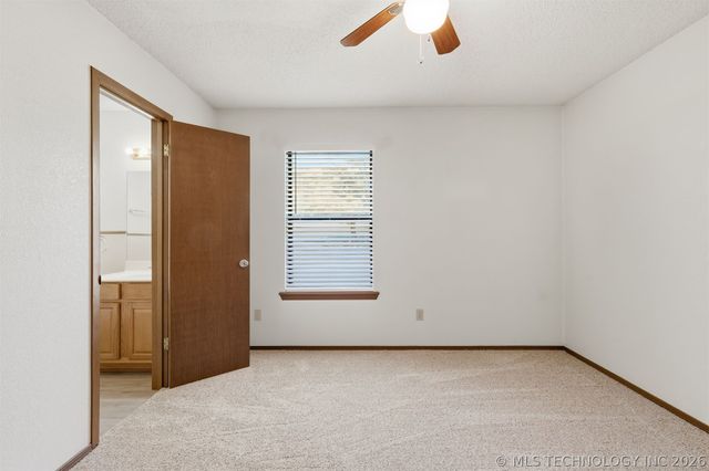 17870 Harding Road, Beggs, OK 74421