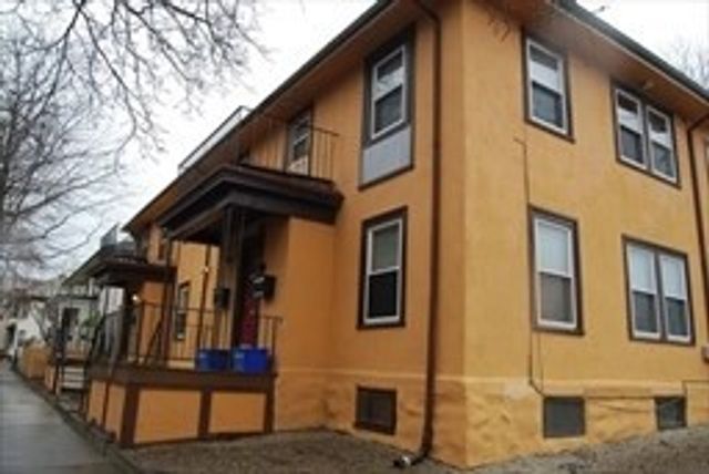 57-59 Dow St 59-1, Salem, MA 01970