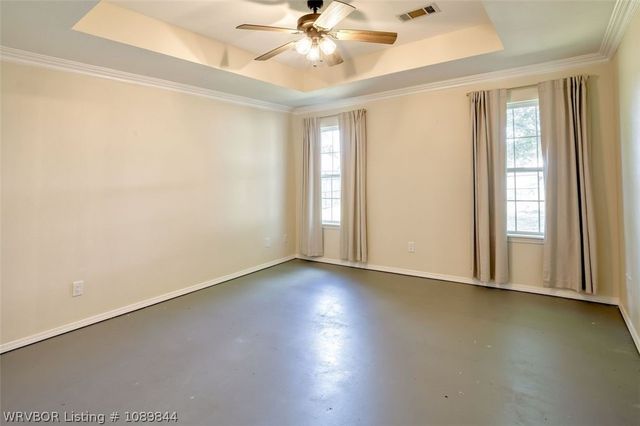 400 Village Drive, Lavaca, AR 72941