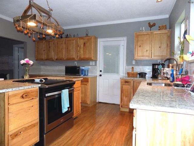 410 S MILL STREET, Bowie, TX 76230