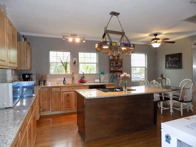 410 S MILL STREET, Bowie, TX 76230