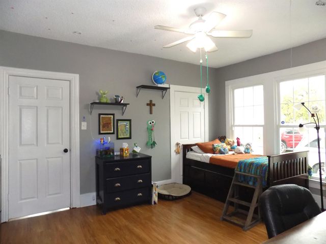 410 S MILL STREET, Bowie, TX 76230