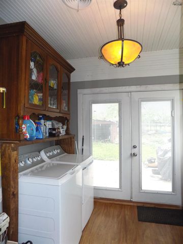 410 S MILL STREET, Bowie, TX 76230