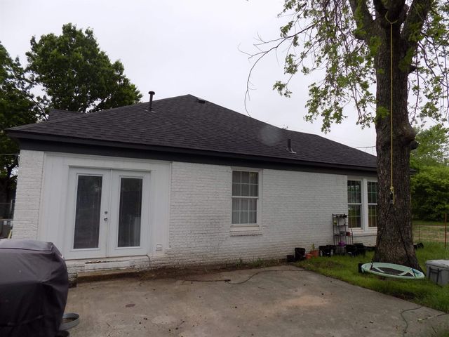 410 S MILL STREET, Bowie, TX 76230