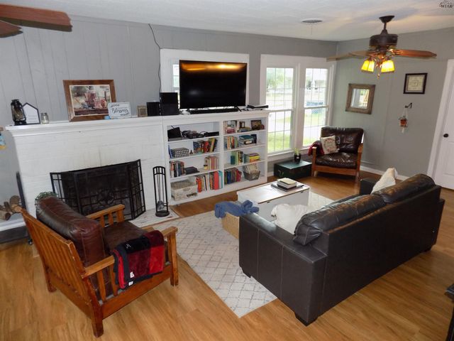 410 S MILL STREET, Bowie, TX 76230