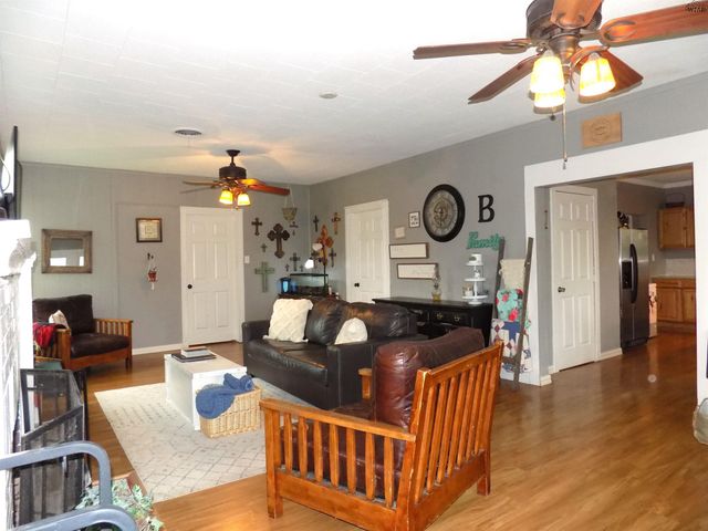 410 S MILL STREET, Bowie, TX 76230