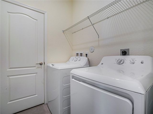 10092 W Villa Circle, Vero Beach, FL 32966