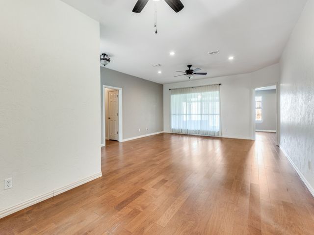 8220 Saddlebrook Drive, Benbrook, TX 76116