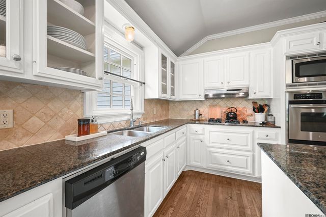 7843 Sevenoaks Ave, Baton Rouge, LA 70806