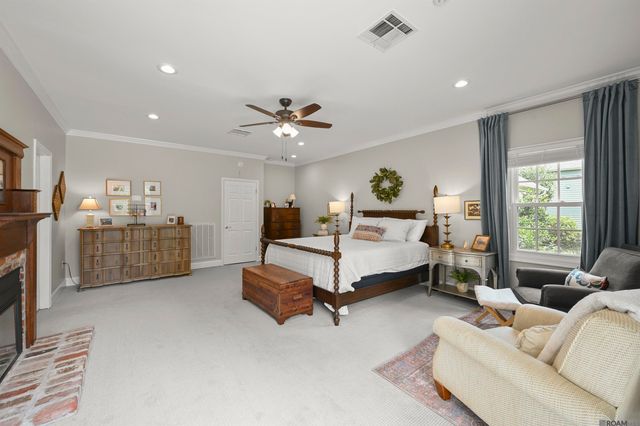 7843 Sevenoaks Ave, Baton Rouge, LA 70806
