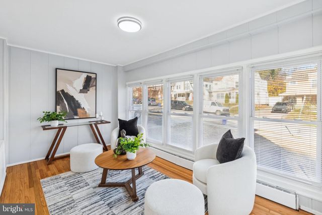 352 LAKEVIEW AVE, Drexel Hill, PA 19026