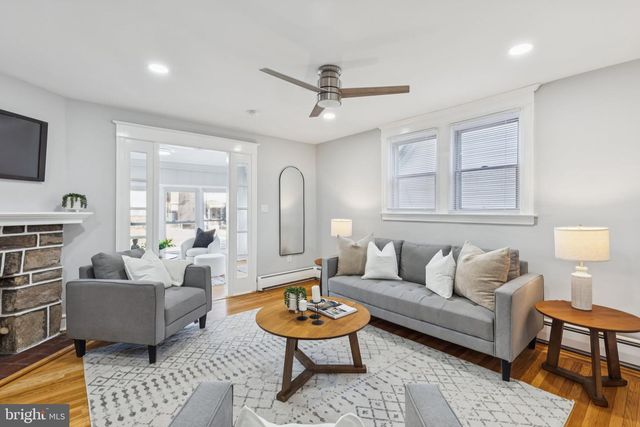 352 LAKEVIEW AVE, Drexel Hill, PA 19026