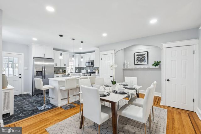 352 LAKEVIEW AVE, Drexel Hill, PA 19026