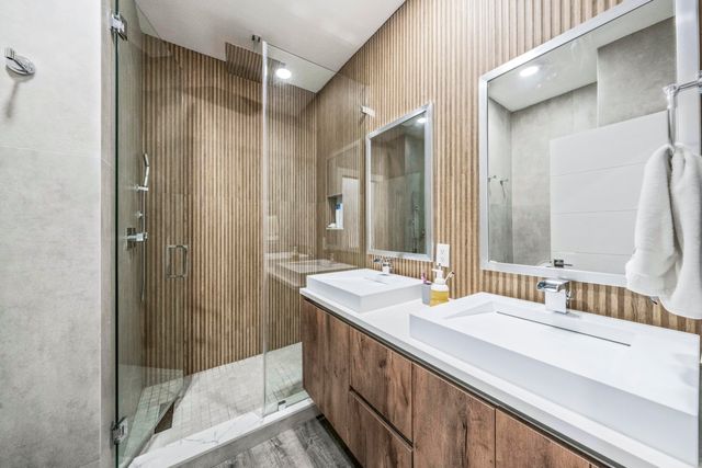 1250 Placid Court, Weston, FL 33327