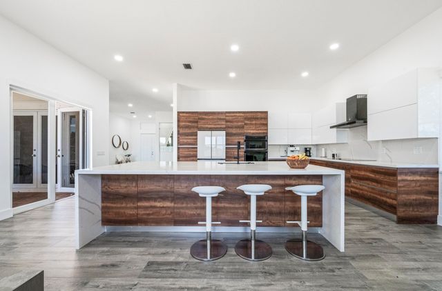 1250 Placid Court, Weston, FL 33327