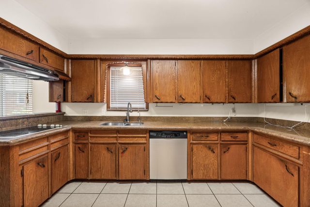1714 Droxford Drive, Houston, TX 77008