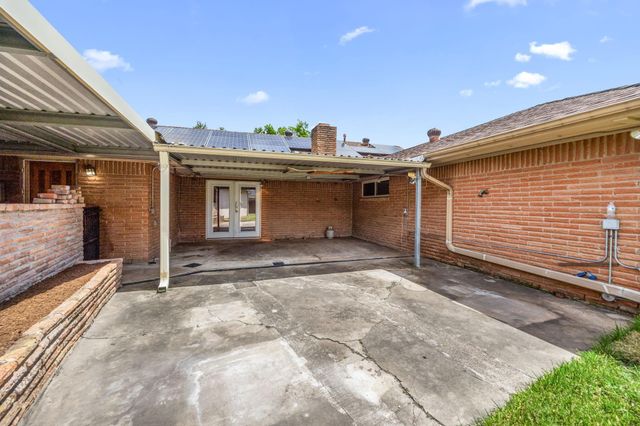 1714 Droxford Drive, Houston, TX 77008