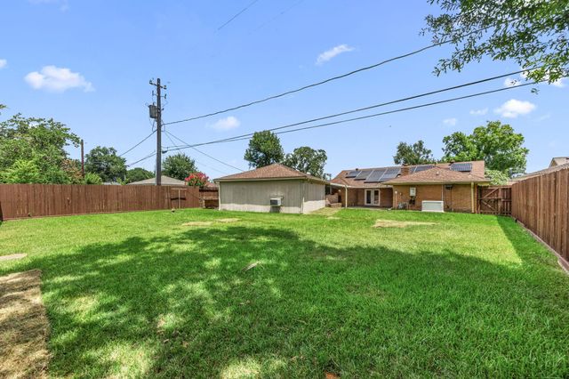 1714 Droxford Drive, Houston, TX 77008