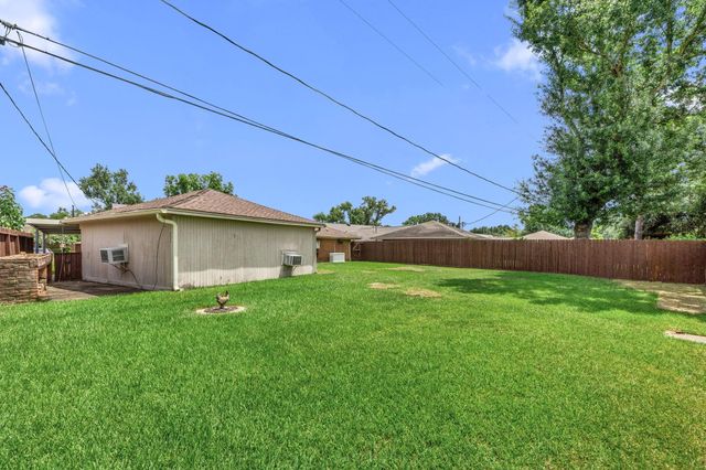 1714 Droxford Drive, Houston, TX 77008