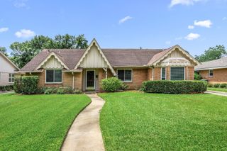 1714 Droxford Drive, Houston, TX 77008