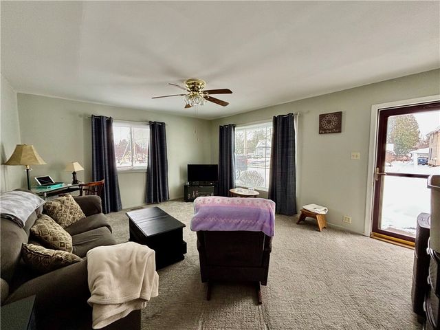 101 Standart Avenue, Auburn, NY 13021