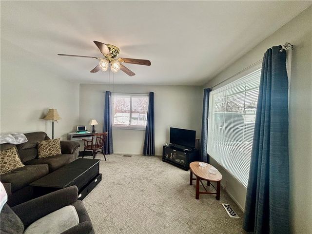 101 Standart Avenue, Auburn, NY 13021