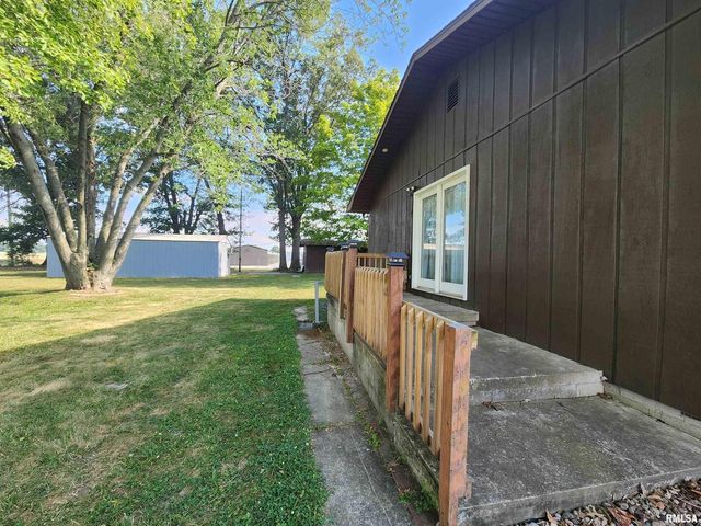 10107 Sugar Creek Road, Benton, IL 62812