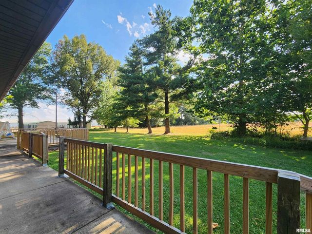 10107 Sugar Creek Road, Benton, IL 62812