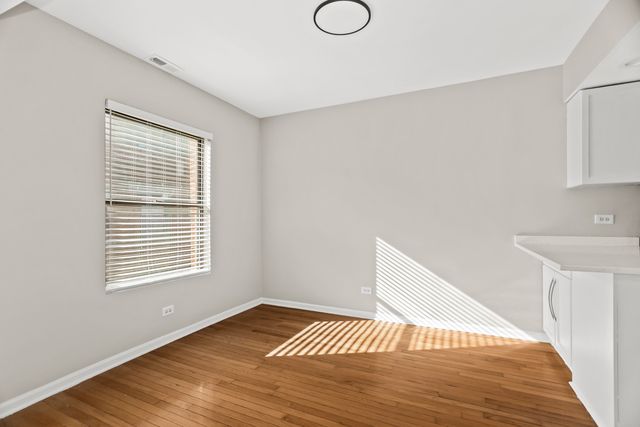 4525 S Drexel Boulevard 3W, Chicago, IL 60653