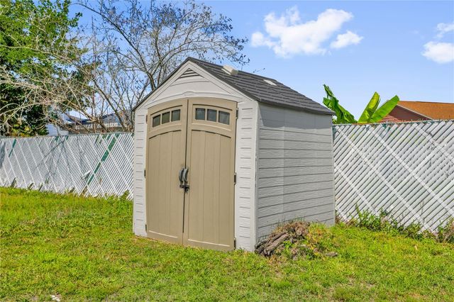 115 CORALWOOD CIRCLE, Kissimmee, FL 34743