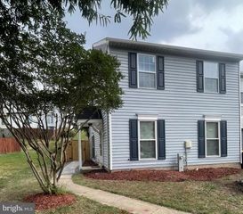 2745 RED OAK LN, Glenarden, MD 20706