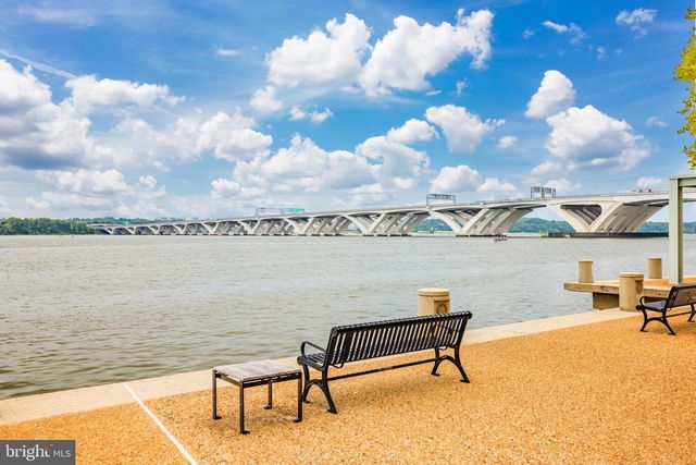 711 FORDS LANDING WAY, Alexandria, VA 22314