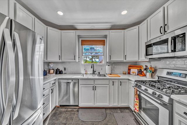 177 Highland RD, Vinton, VA 24179