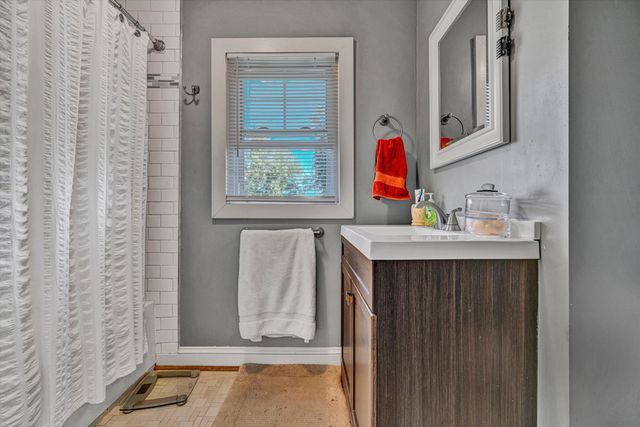 177 Highland RD, Vinton, VA 24179