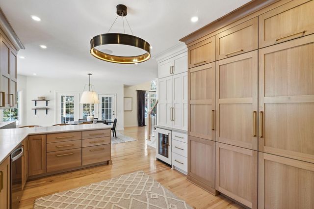 8552 Misty Woods Circle, Powell, OH 43065