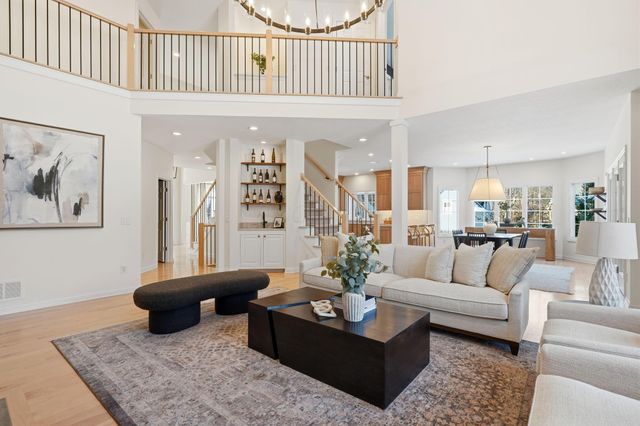 8552 Misty Woods Circle, Powell, OH 43065