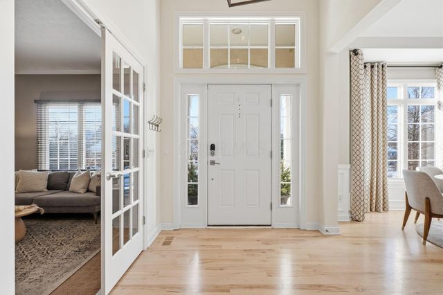 8552 Misty Woods Circle, Powell, OH 43065