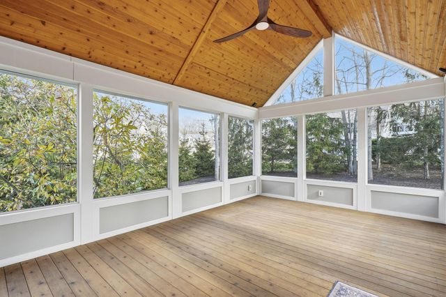 8552 Misty Woods Circle, Powell, OH 43065