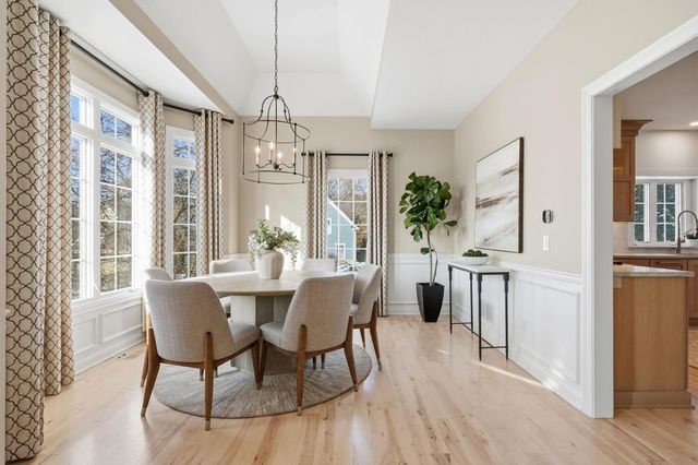 8552 Misty Woods Circle, Powell, OH 43065