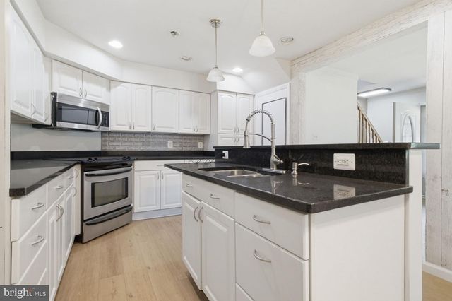9201 OWINGS MANOR CT, Owings, MD 20736